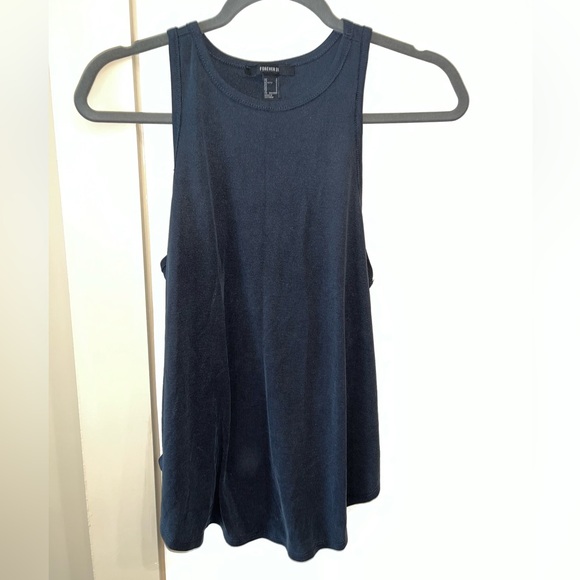 Forever 21 tank - Picture 2 of 5